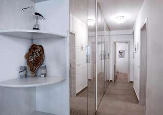 Апартаменты Apartment Przno Maestral Свети-Стефан Апартаменты с видом на море-2